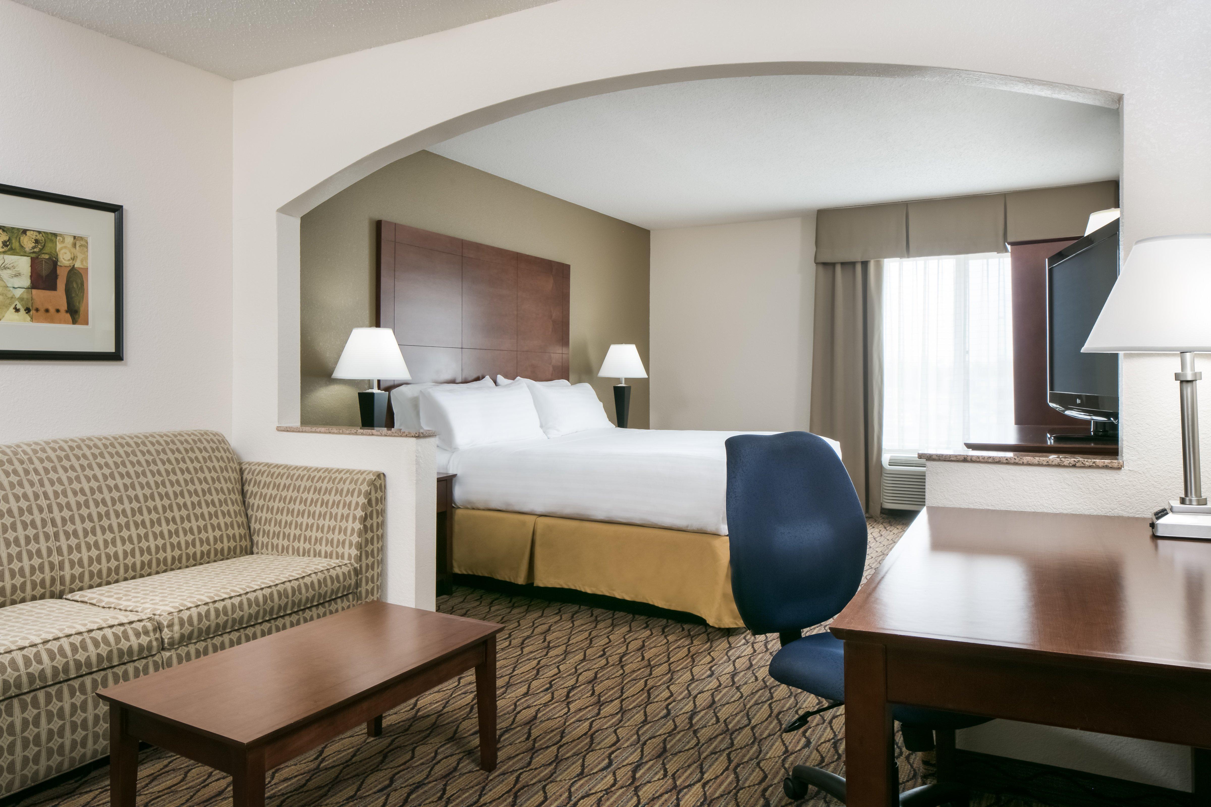 Holiday Inn Express & Suites Clinton, An Ihg Hotel Kültér fotó